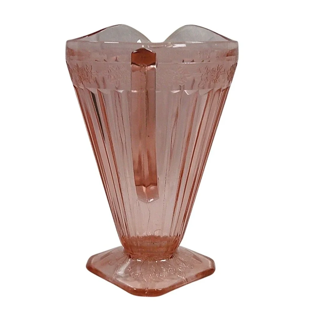 Hocking Glass Company add touch